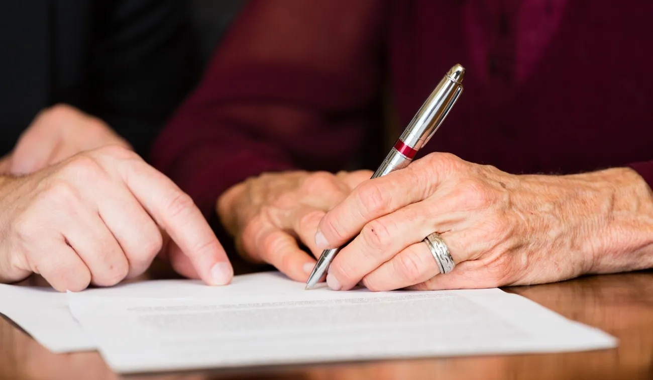 Assurance vie après 70 ans : fiscalité, succession et intérêt du contrat